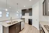 424 Burlington Dr - Photo 4