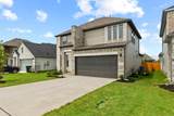 1104 Universal Dr - Photo 2