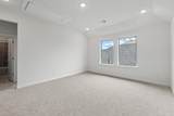 1104 Universal Dr - Photo 22