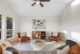 1104 Cliffview Dr - Photo 3