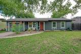 1500 Fairfield Dr - Photo 3