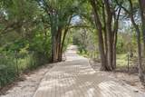 1525 Springlake Dr - Photo 32