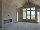 135 Kapok St - Photo 5