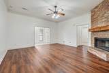 1521 Strasburg Cir - Photo 5