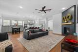 749 Jacksdaw Dr - Photo 1