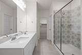 248 Feathers St - Photo 16