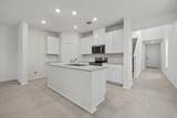 248 Feathers St - Photo 9