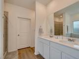 1208 Sweetspire St - Photo 15
