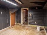 704 Austin Ave - Photo 16