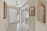 2047 Lisa Ln - Photo 3