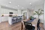 112 Hornet St - Photo 5