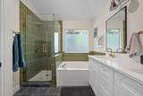 2105 Yaupon Holw - Photo 14