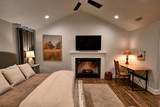 300 Bluebonnet Ln - Photo 7