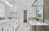 2913 Zuni Path - Photo 12