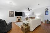 114 Creston St - Photo 2