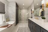 1015 Gaston Ave - Photo 15