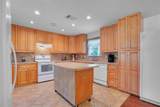 661 South St - Photo 17