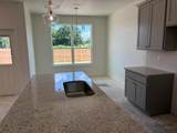 552 Gus Loop - Photo 3