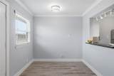 2401 Manor Rd - Photo 4