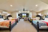 7220 Creek Rd - Photo 32