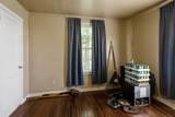 1104 York Ave - Photo 16
