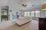 208 Kettleman Ln - Photo 32