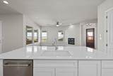 529 Clubhouse Dr - Photo 14
