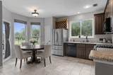 1602 Iris Ln - Photo 11