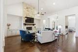 563 Solms Frst - Photo 3