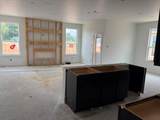 548 Gus Loop - Photo 4