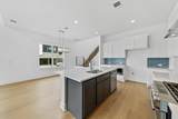 112 Pennybacker Ln - Photo 5
