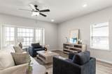 717 Paddock Ln - Photo 8
