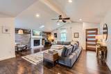 7905 Wycombe Dr - Photo 3