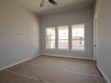 629 Clarissa St - Photo 10
