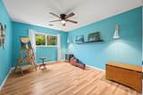 910 Berrywood Dr - Photo 11