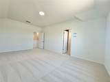 311 Young St - Photo 10