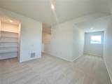 311 Young St - Photo 15