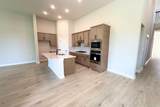 1120 Stonehill Dr - Photo 6