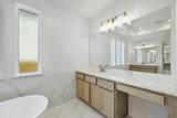 7400 Desert Needle Dr - Photo 18