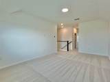 335 Young St - Photo 8