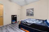 711 26th St - Photo 20