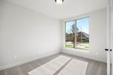 213 Crownbeard St - Photo 15