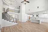 213 Crownbeard St - Photo 3