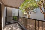 935 La Posada Dr - Photo 20