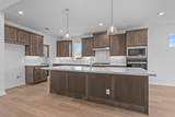 2212 Sarabanda St - Photo 10