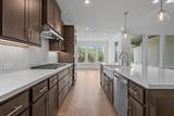2212 Sarabanda St - Photo 11