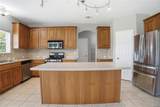 18305 Lake Edge Ct - Photo 10