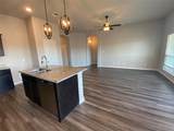 806 Hollyhock Dr - Photo 9
