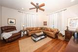 1202 Pecan St - Photo 11