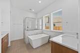 227 Kingswood Dr - Photo 9